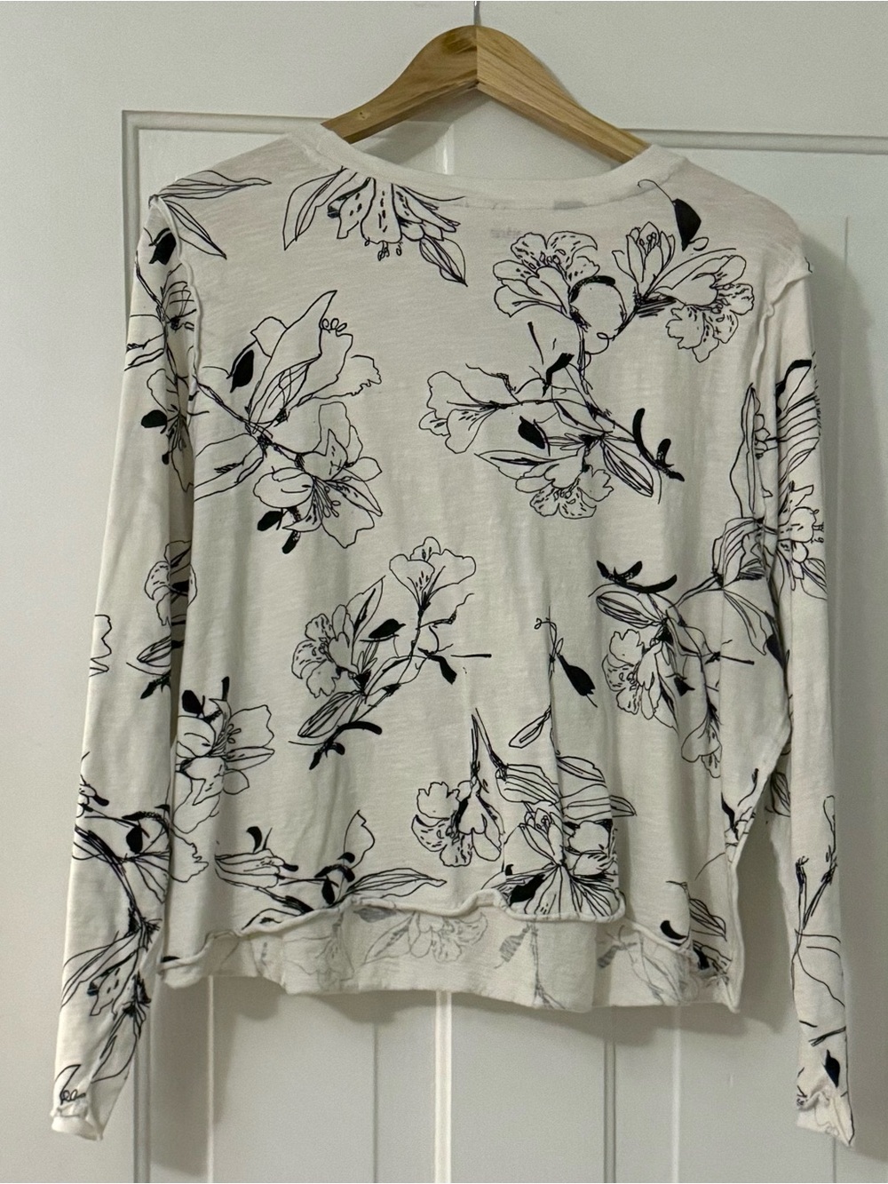 Anthropologie Cream Long-Sleeve Floral Tee - Picture 5 of 11